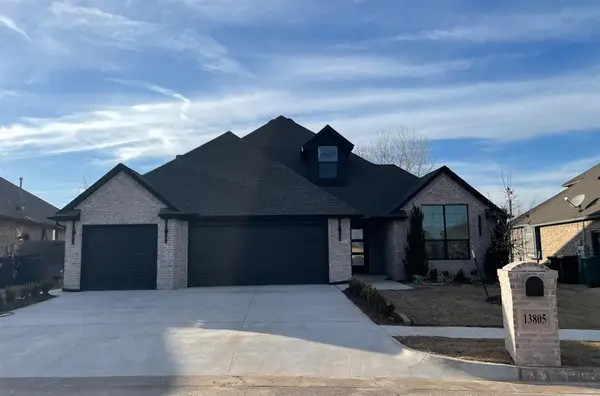 13805 Pennyworth Drive, Yukon, OK 73099