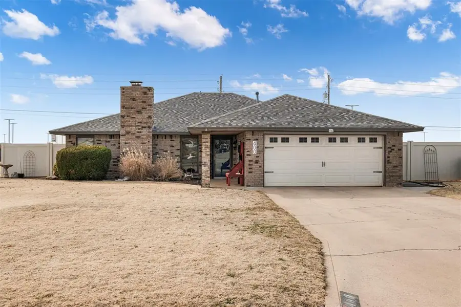 400 Willow Drive, Elk City, OK 73644 - #2