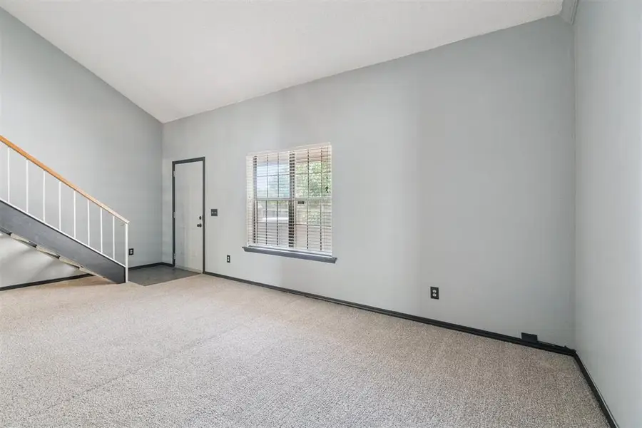 11120 Stratford Drive #220, Oklahoma City, OK 73120 - #3