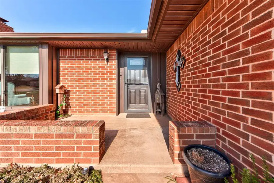 513 N 1st Street, Okarche, OK 73762 - #3