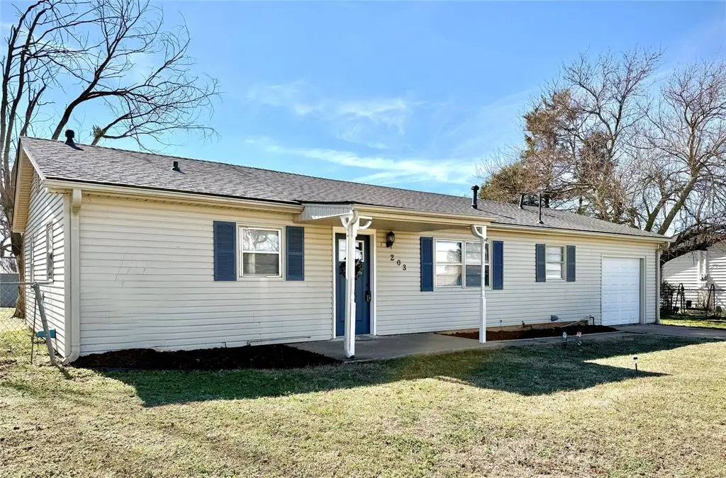 203 E Green Street, Meeker, OK 74855 - #1