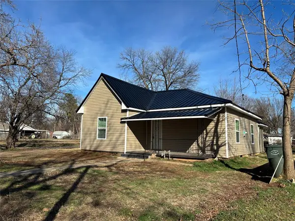 320 NE East Avenue, Pauls Valley, OK 73075