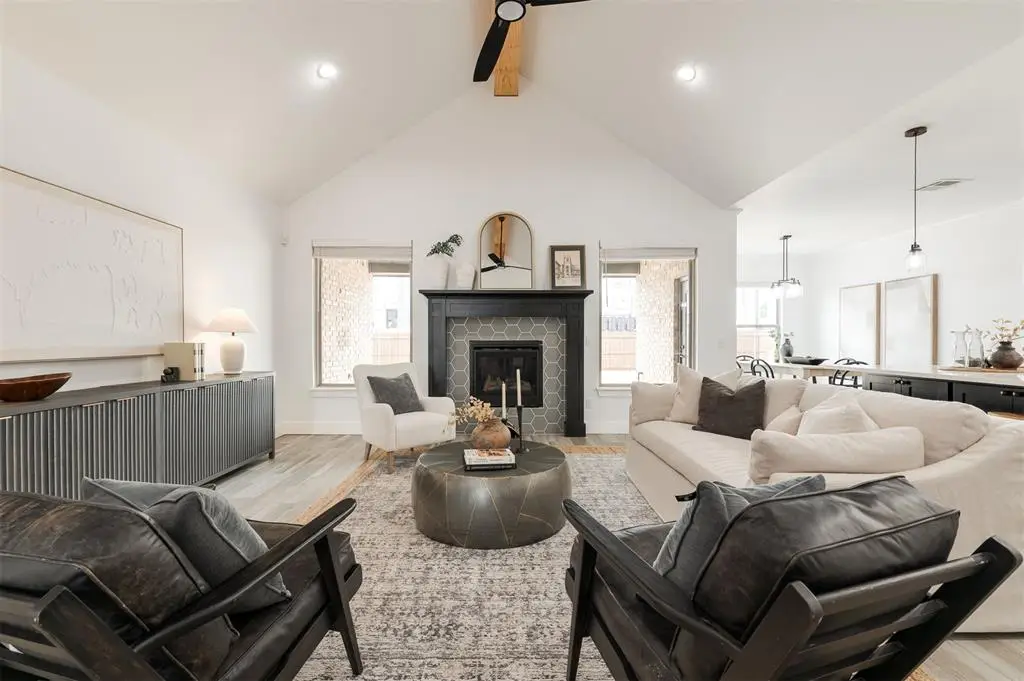 3217 Pinnacle Peak Drive, Yukon, OK 73099 - #1