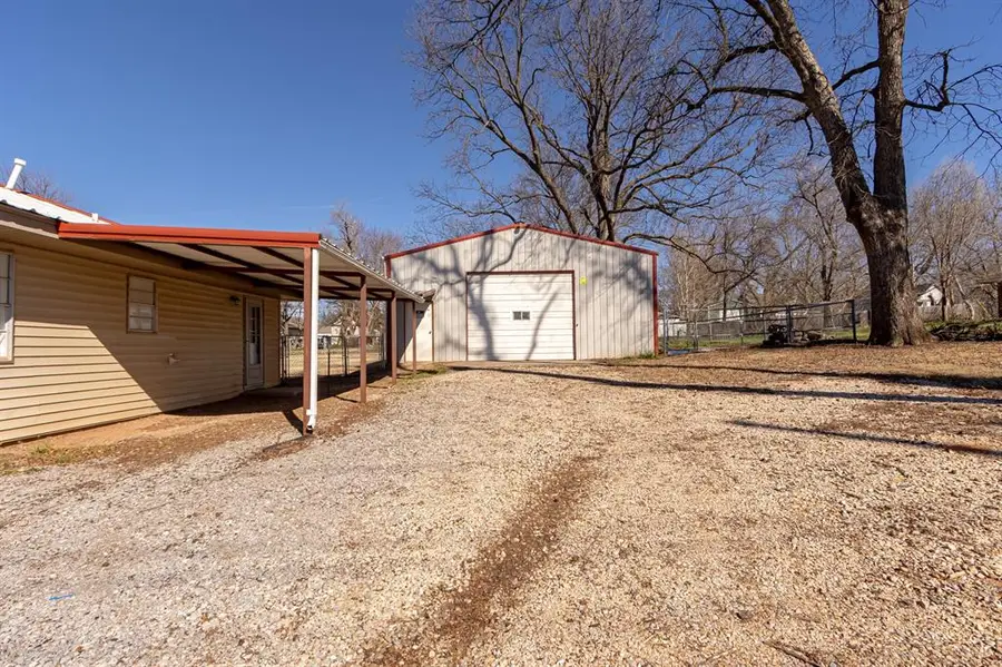 127 W Huron Street, Purcell, OK 73080 - #2