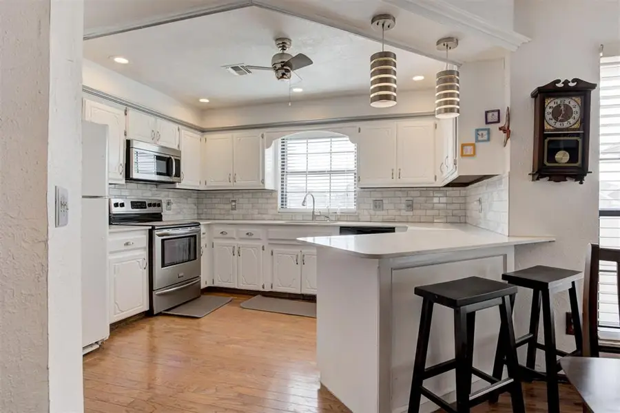 3145 SW 100th Place, Oklahoma City, OK 73159 - #2