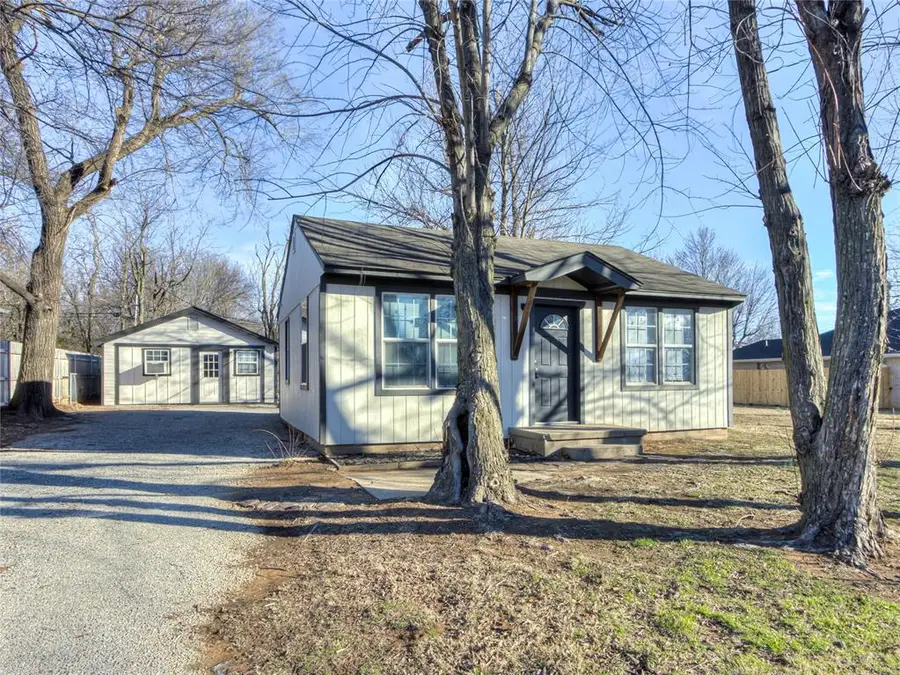 10303 Saint Patrick Drive, Midwest City, OK 73130 - #2