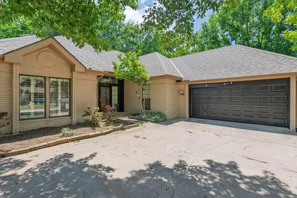 3 Brentwood Place, Shawnee, OK 74804