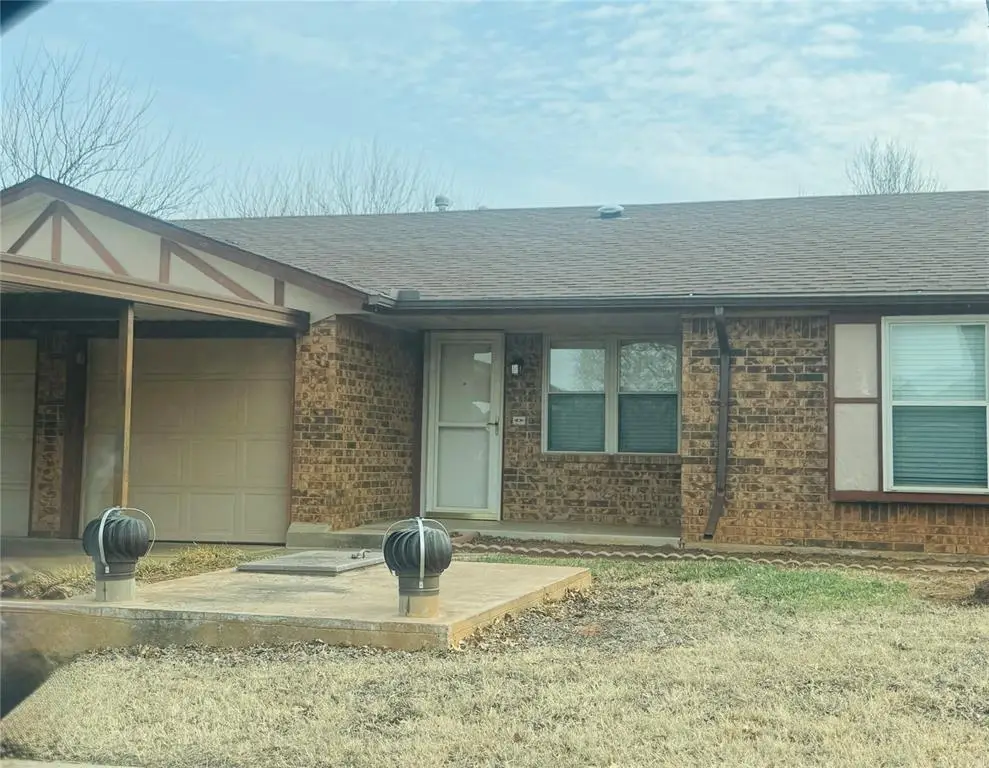 624 Whispering Oaks Boulevard, Moore, OK 73160 - #1