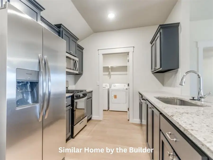 1604 Highland Loop, Guthrie, OK 73044 - #3