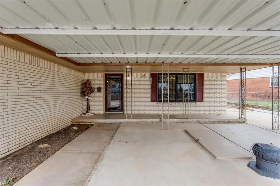 703 S 3rd Street, Yukon, OK 73099 - #3