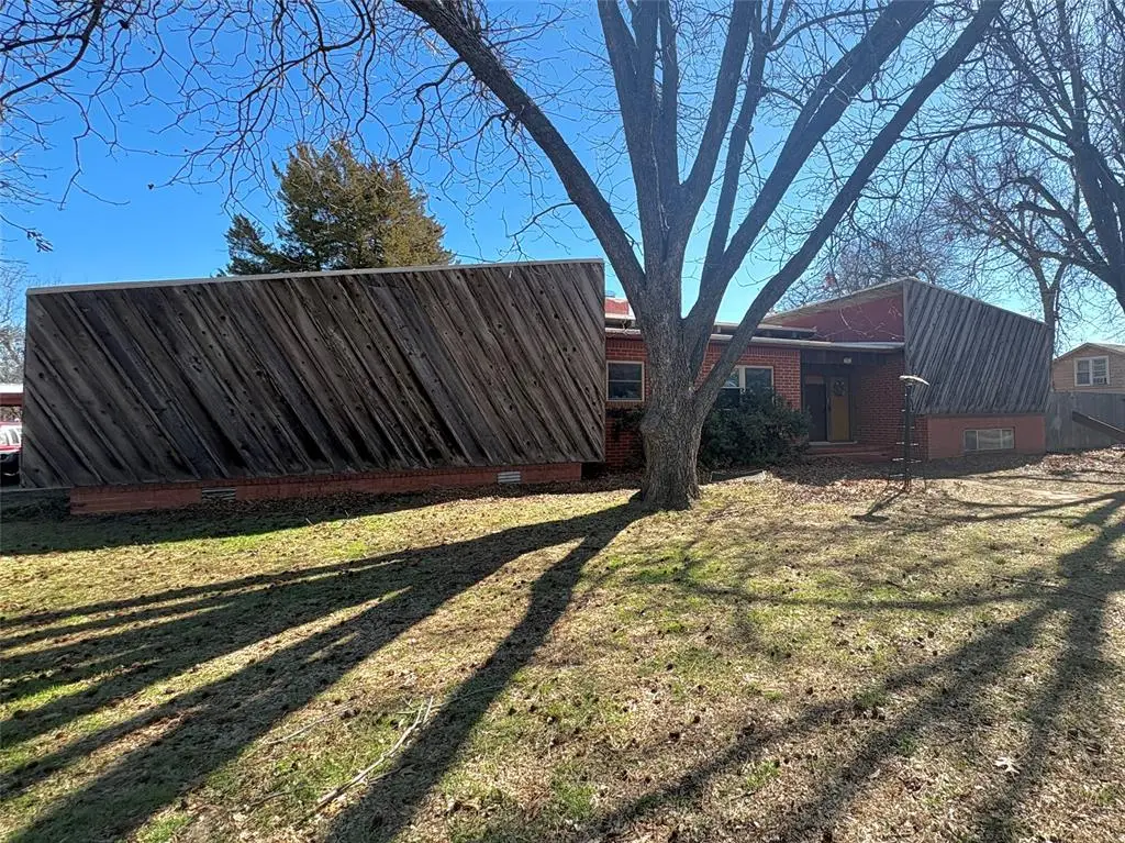 701 S 16th Street, Chickasha, OK 73018 - #1