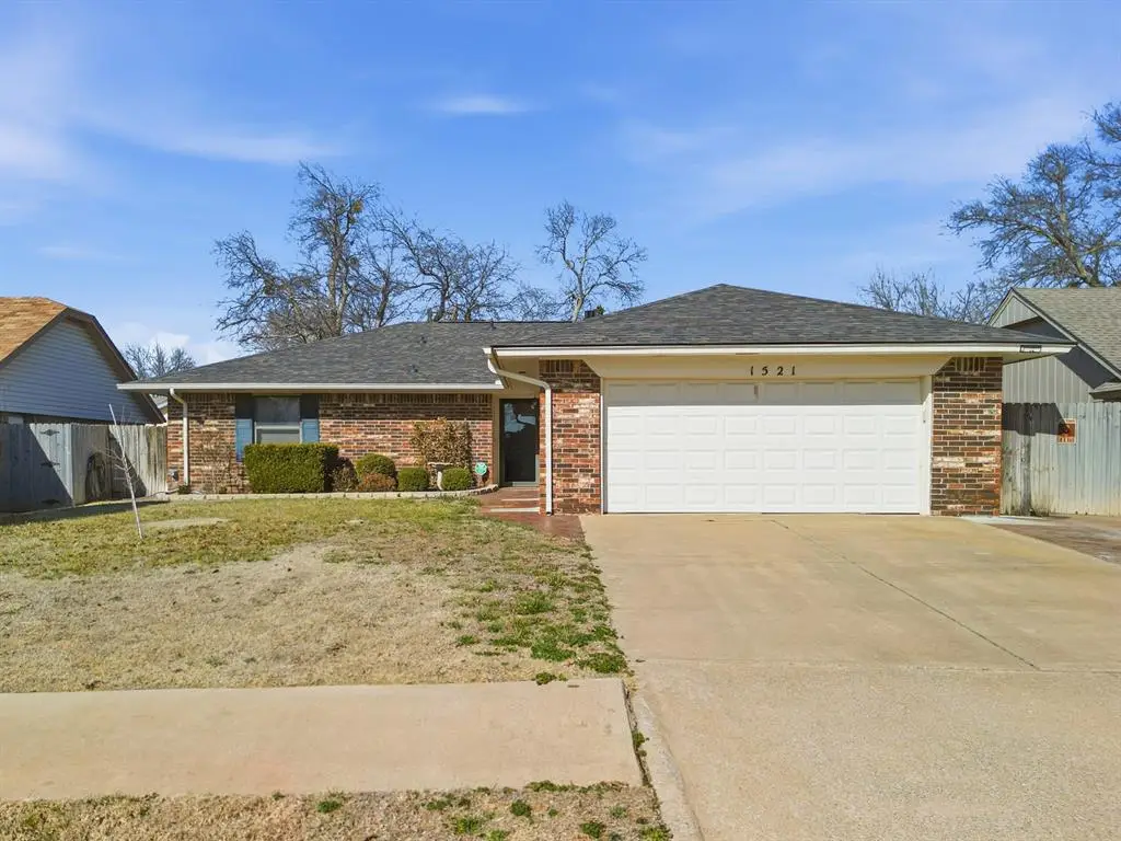 1521 NE 1st Street, Moore, OK 73160 - #1