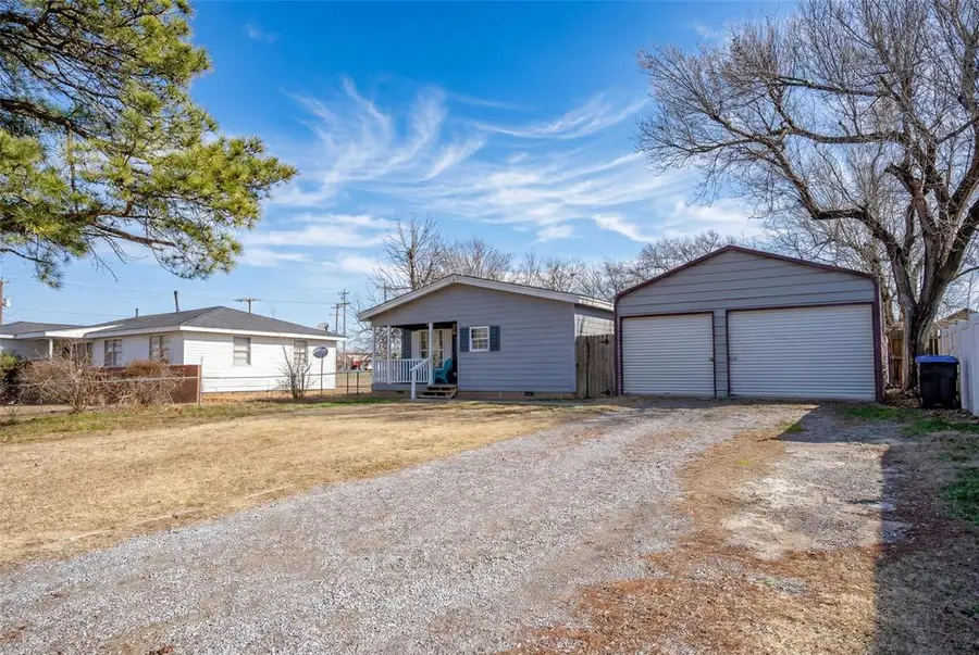 511 N 2nd Street, Noble, OK 73068 - #3