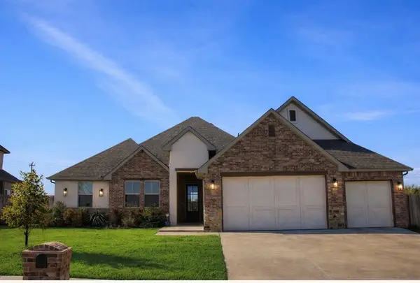 19909 Thornhaven Drive, Edmond, OK 73012