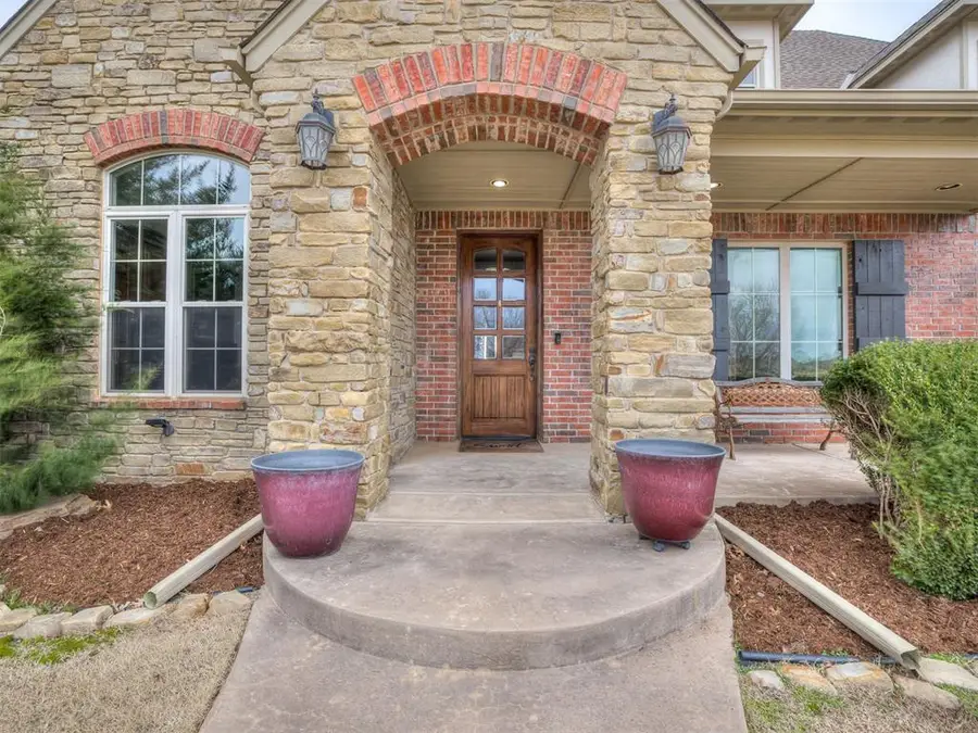 6380 Red Cedar Drive, Edmond, OK 73025 - #3