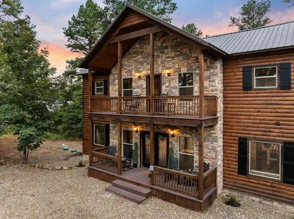 925 W Eagle Mountain Trail, Broken Bow, OK 74728