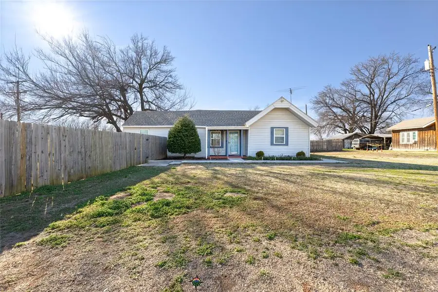 825 S 3rd Avenue, Purcell, OK 73080 - #2