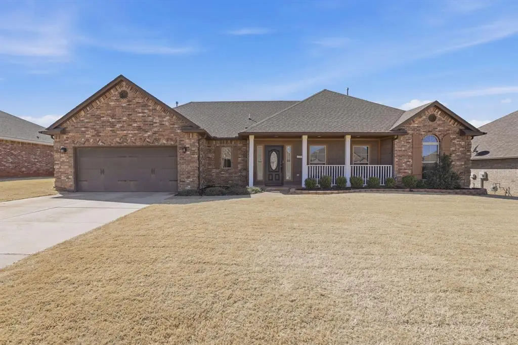 7031 E Cherokee Crossing, Warr Acres, OK 73132 - #1