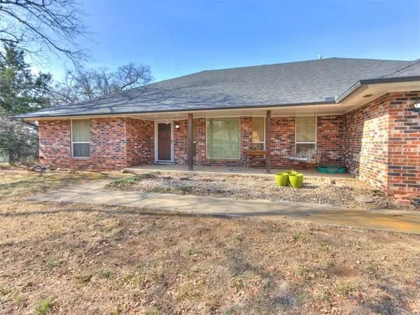 1301 Mary Lee Lane, Edmond, OK 73034