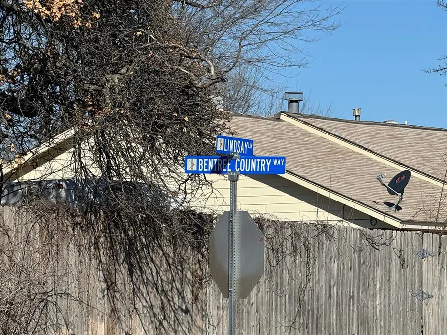 Lindsay Lane, Spencer, OK 73084 - #2