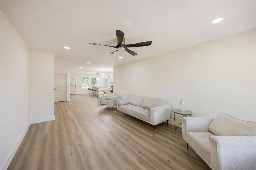 2020 Hasley Drive, The Village, OK 73120 - #3