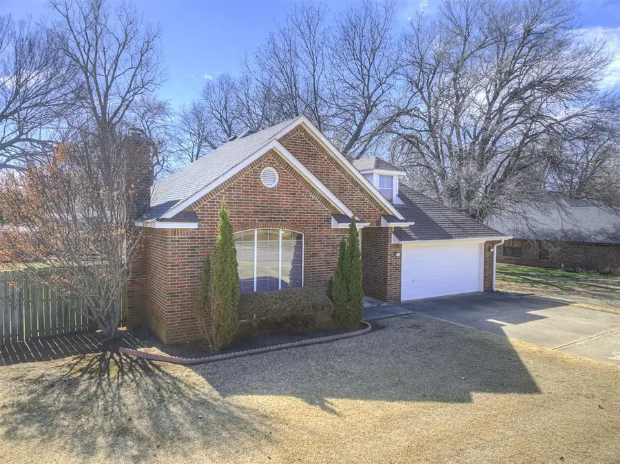 906 Woodbrook Drive, Purcell, OK 73080 - #2