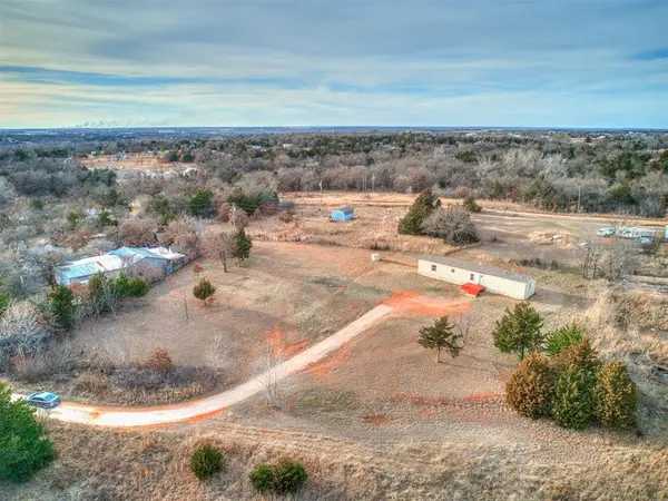 2650 Woodbury Place, Guthrie, OK 73044