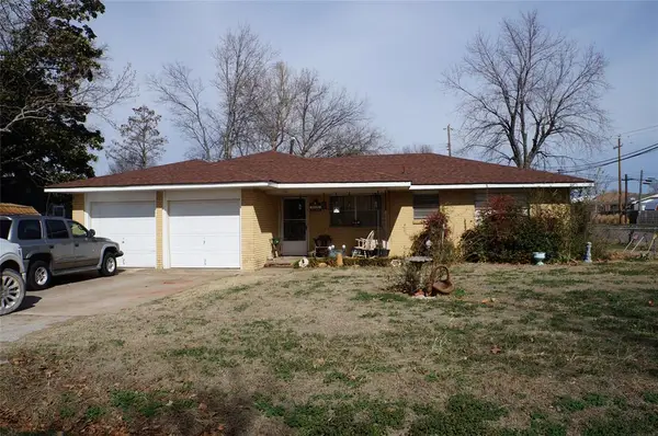 301 W Meek Street, Wayne, OK 73095
