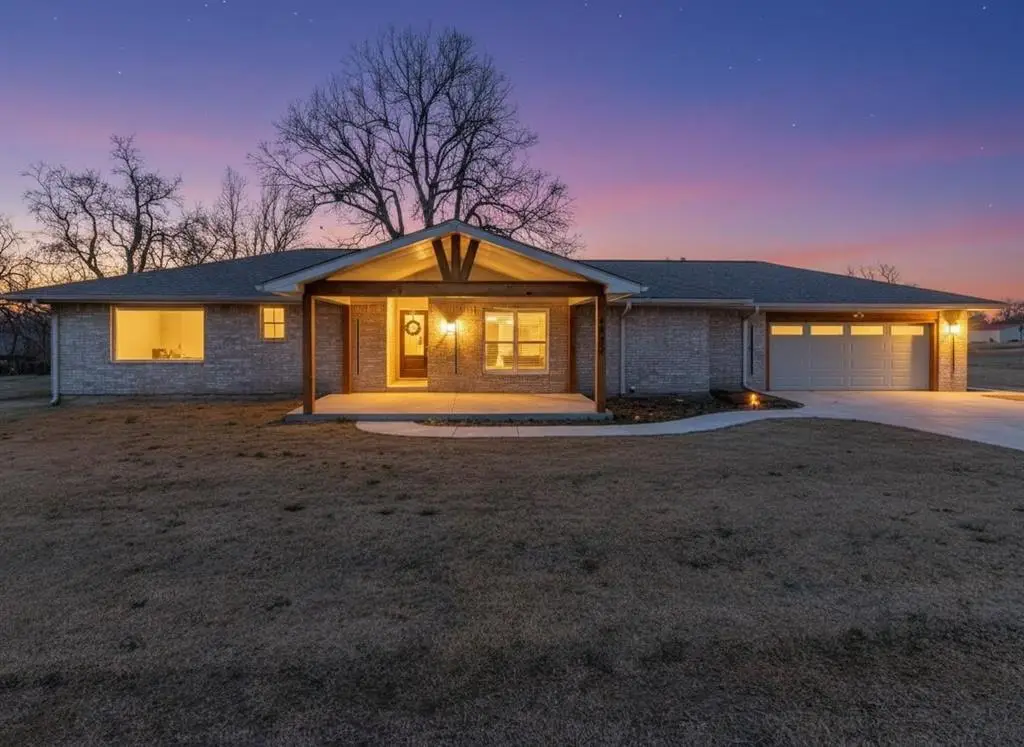 20699 Hensel Street, Harrah, OK 73045 - #1