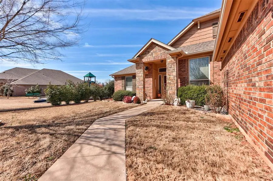 18501 Las Meninas Drive, Edmond, OK 73012 - #2