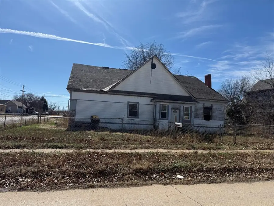 502 W Jefferson Street, Mangum, OK 73554 - #2