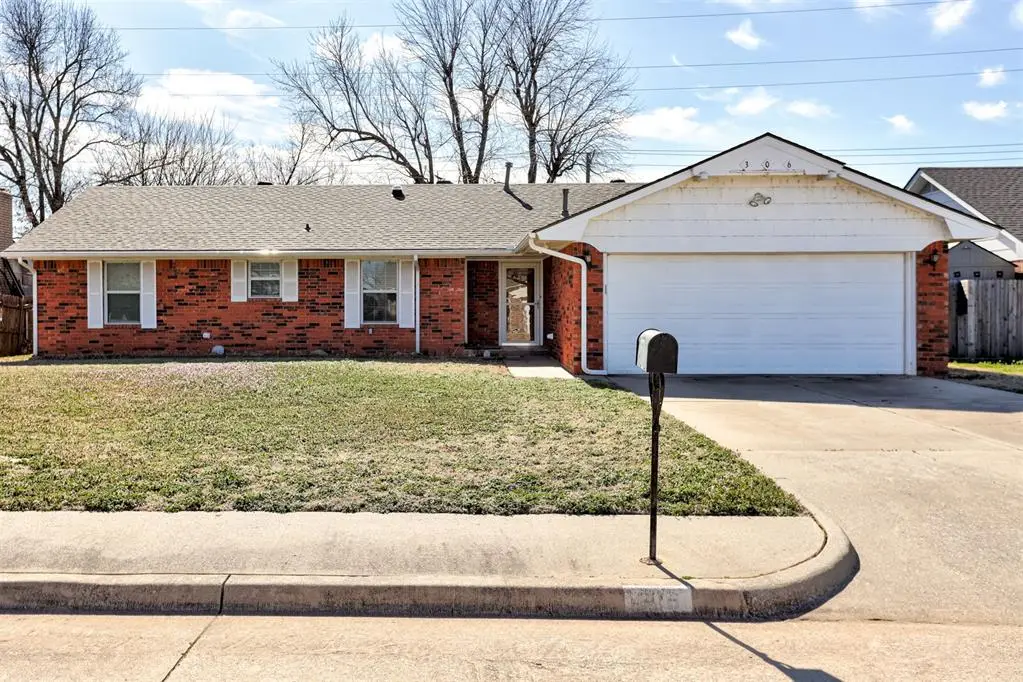 306 Vickie Drive, Yukon, OK 73099 - #1