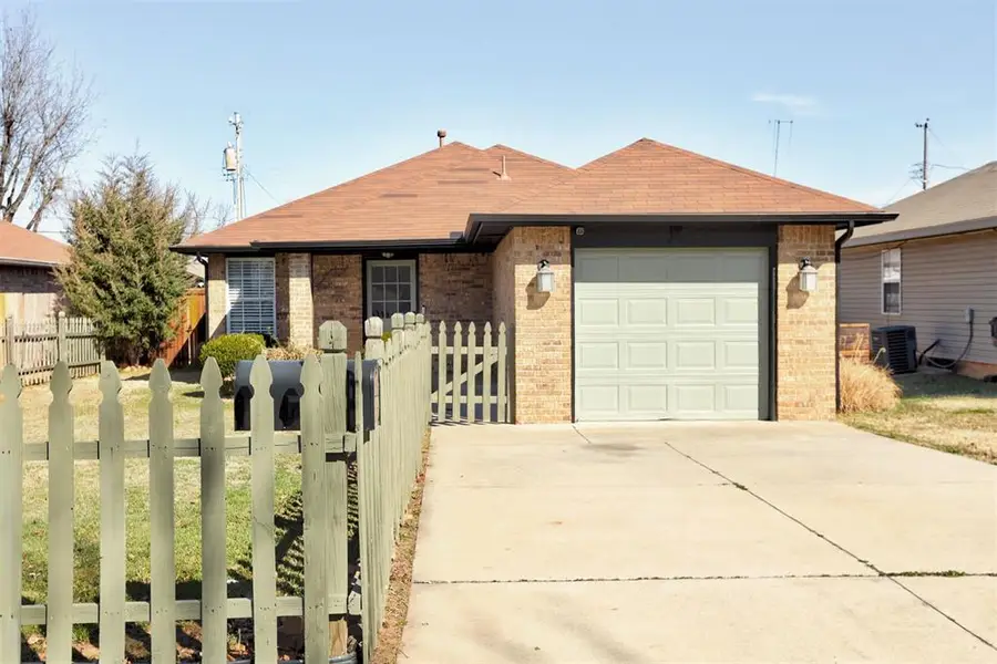 1423 NW 98th Street, Oklahoma City, OK 73114 - #2