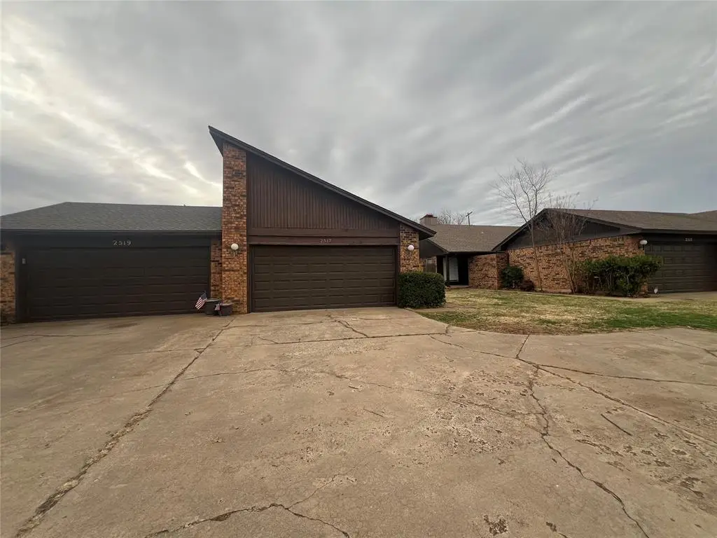 2517 W Hefner Road, Oklahoma City, OK 73120 - #1