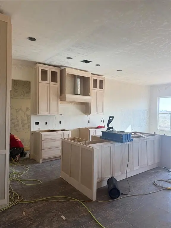 6900 Lake View Court, Cashion, OK 73016 - #3