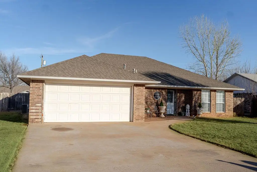 112 Hunter Hill Drive, Elk City, OK 73644 - #1