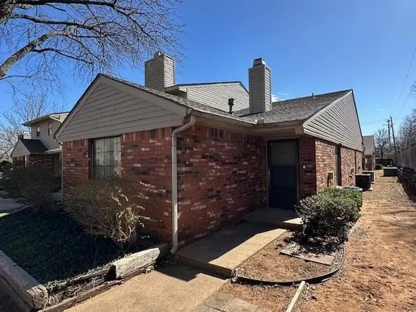 1813 Deermont, Edmond, OK 73034