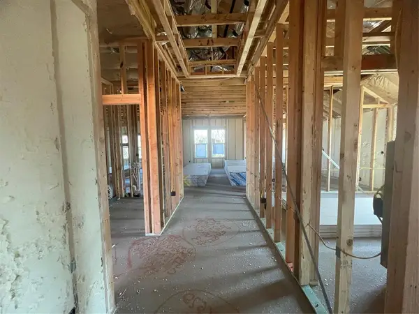 12024 W Rockbed Lane, Yukon, OK 73099