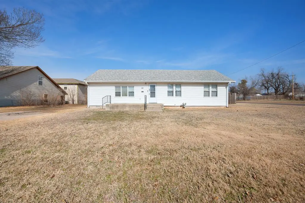 601 W Main Street, Edmond, OK 73003 - #1