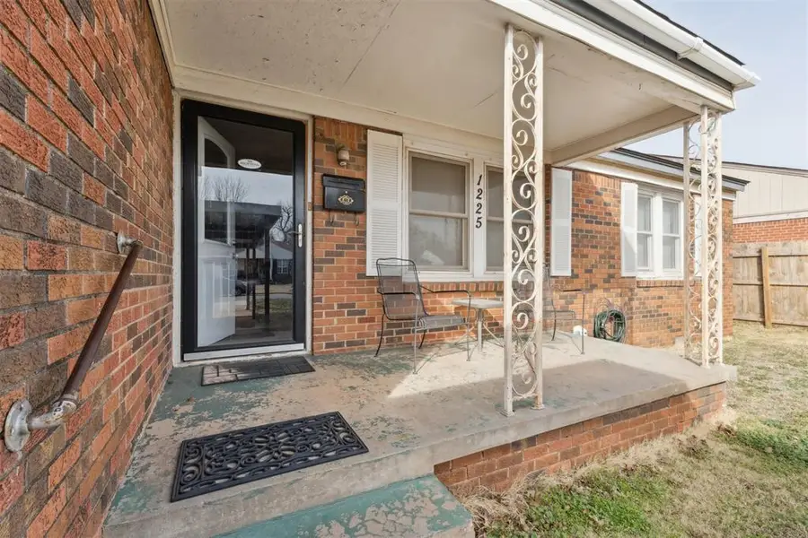 1225 NE 42nd Street, Oklahoma City, OK 73111 - #3