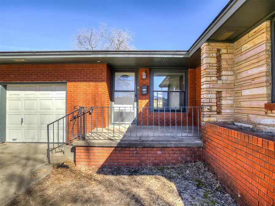 237 W Rose Drive, Midwest City, OK 73110 - #3