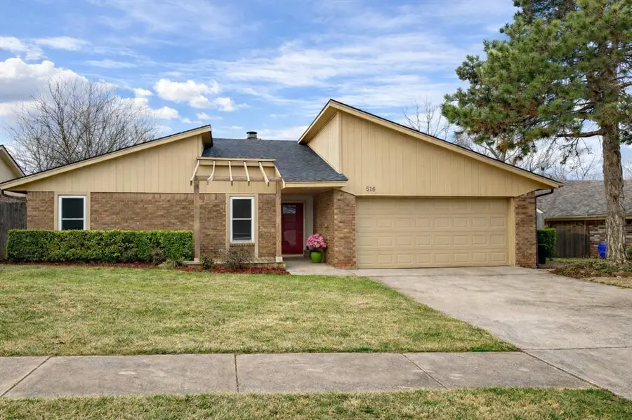 516 Elmcrest Drive, Norman, OK 73071 - #2