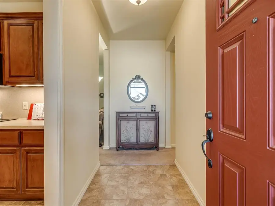 708 S Avery Drive, Moore, OK 73160 - #3