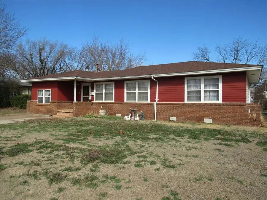 422 Northcutt Drive, Lindsay, OK 73052 - #2