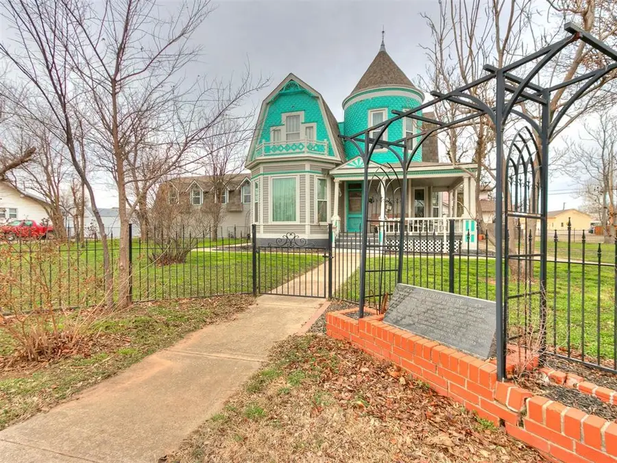 506 S Evans Avenue, El Reno, OK 73036 - #2