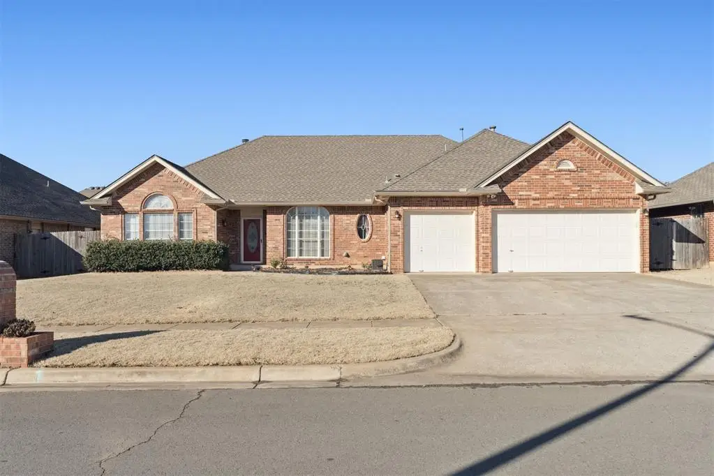 2600 Halifax Way, Norman, OK 73069 - #1