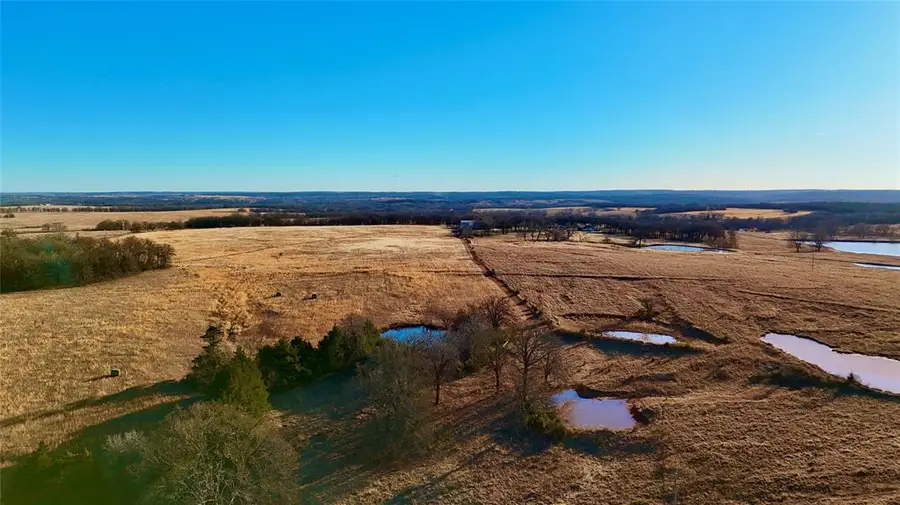 6 Wilshire Drive, McLoud, OK 74851 - #2