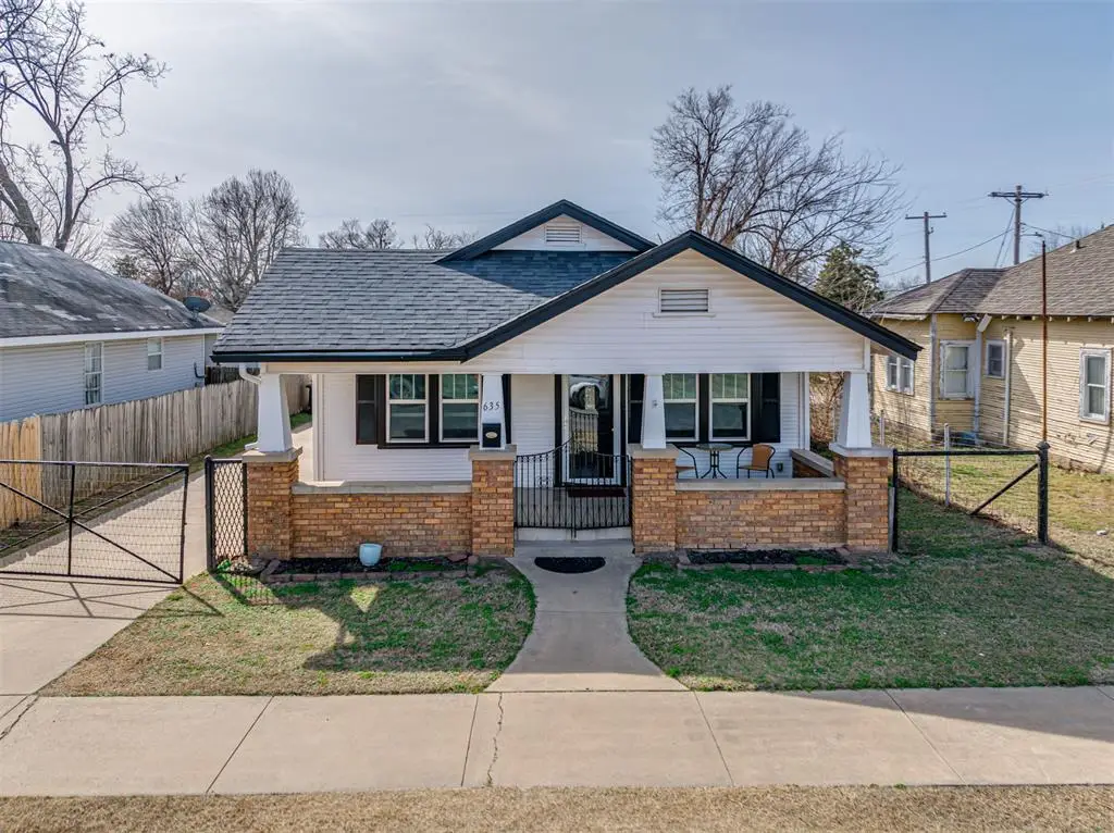 635 W Ford Street, Shawnee, OK 74801 - #1