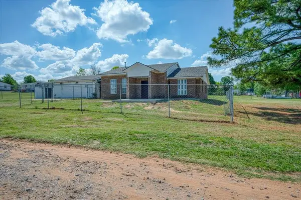 4040 Lynda Lane, Guthrie, OK 73044