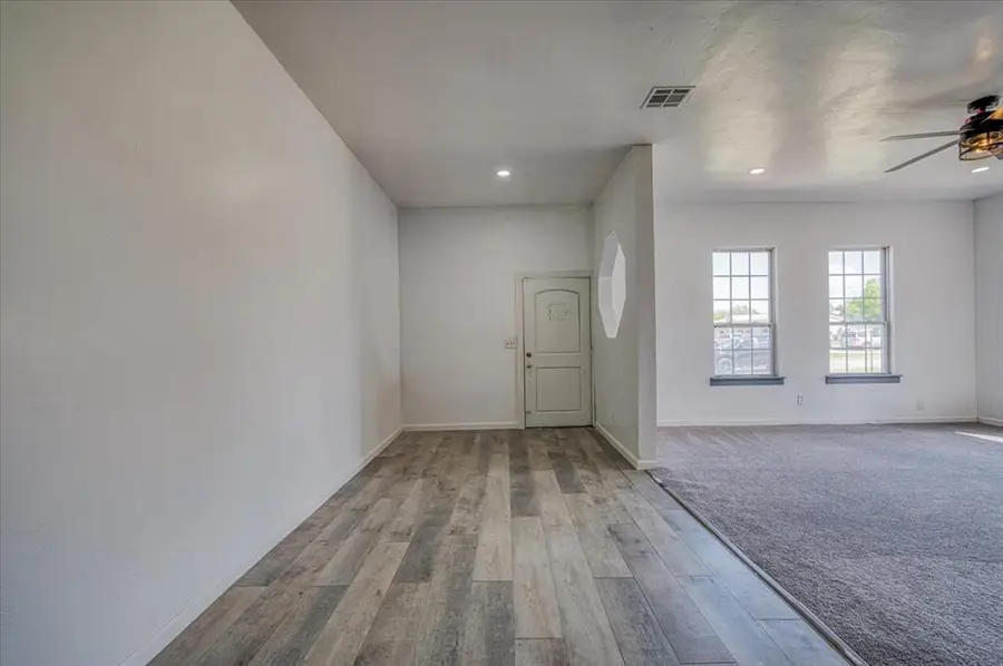 4040 Lynda Lane, Guthrie, OK 73044 - #3